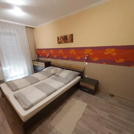 Apartment Place *